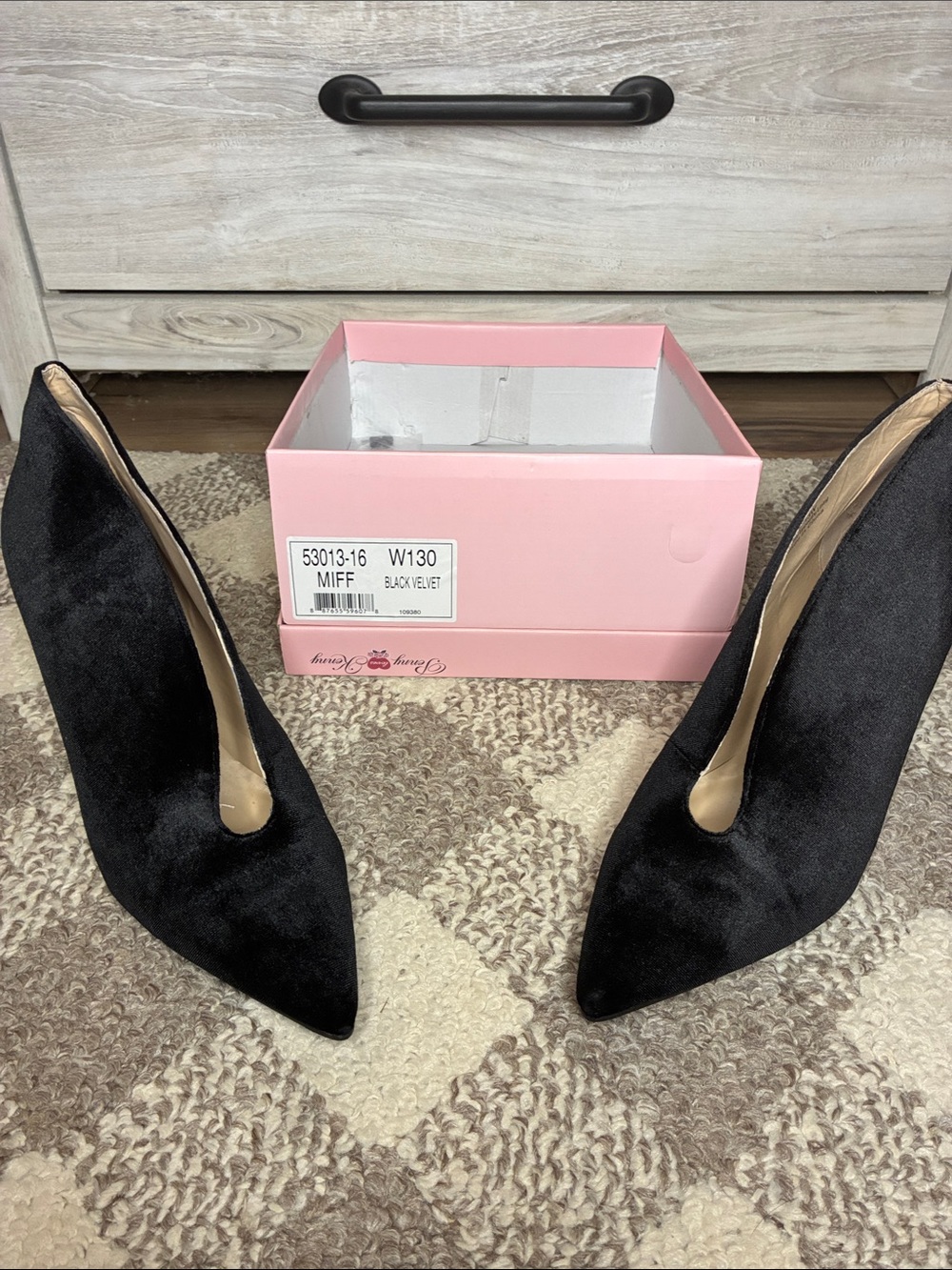 Penny Loves Kenny Miff Black Velvet Ankle Booties (Wide Width) - NWT